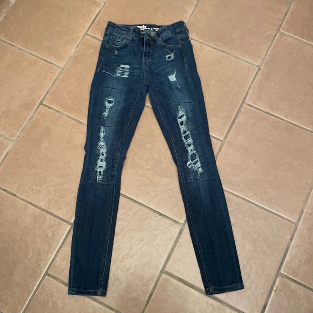 skinny blue jeans